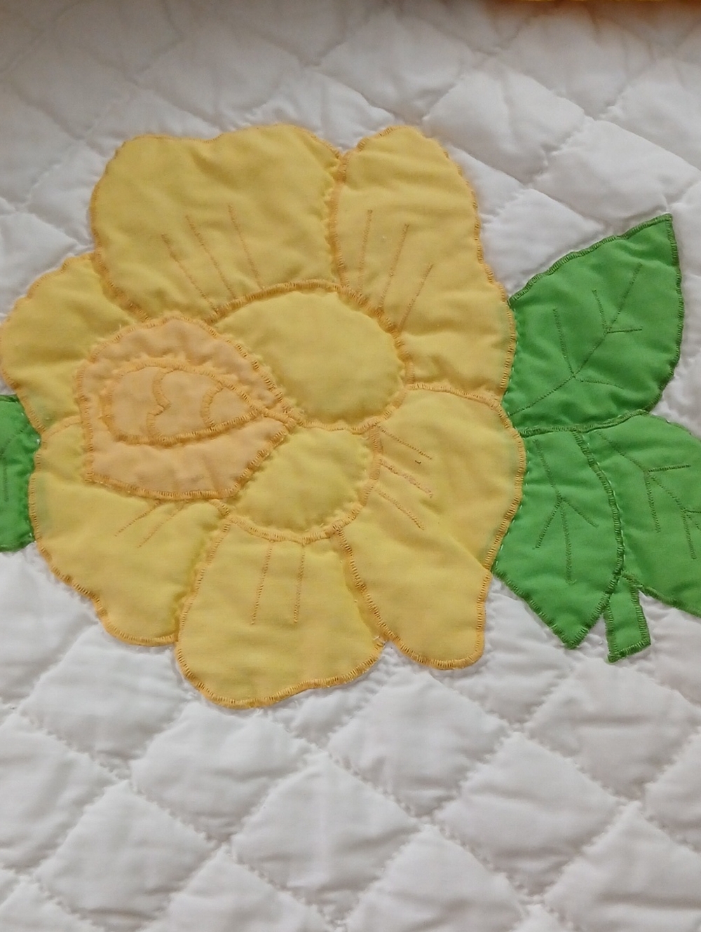 Handmade Floral Quilt - Picture 6 of 16